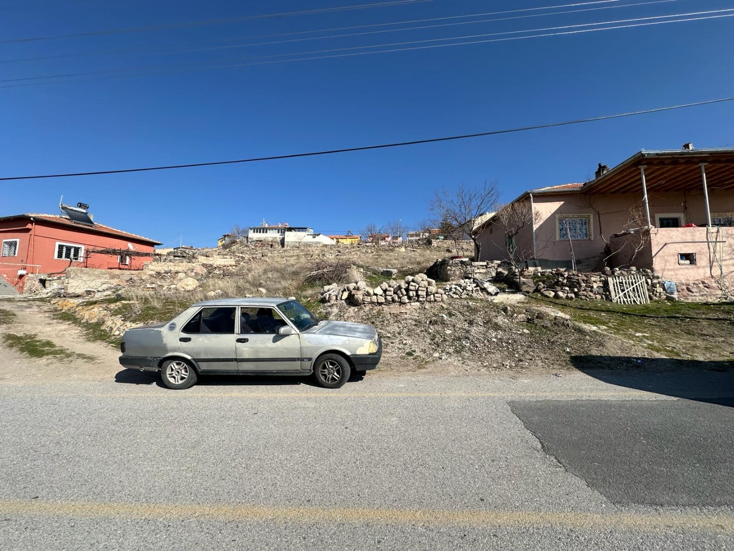 KAYSERİ DEVELİ BAHÇEBAŞI MAHALLESİ İLİBE MEVKİİNDE SATILIK İMARLI ARSA